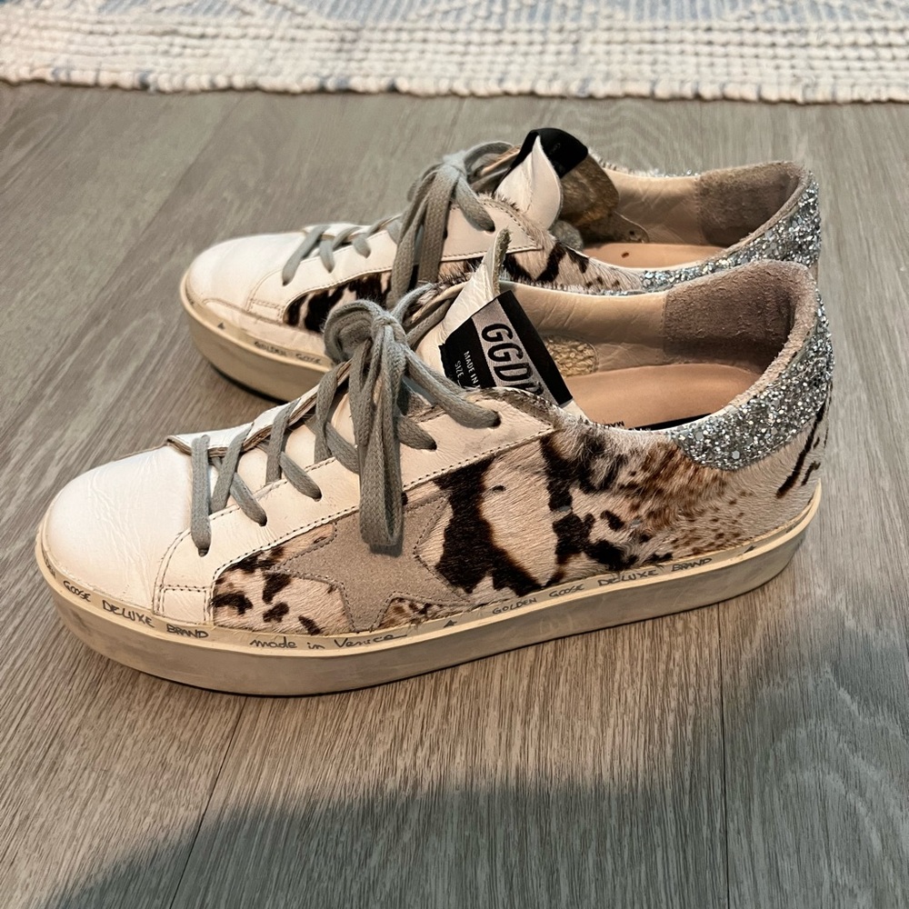 EXCELLENT CONDITION GOLDEN GOOSE!!!!